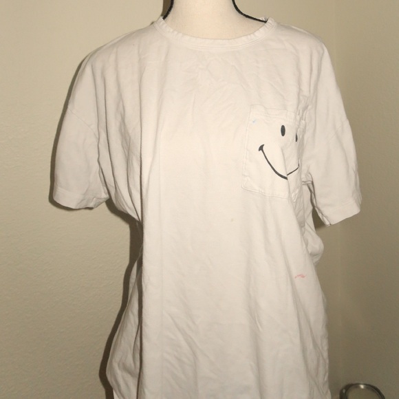 American Eagle Outfitters Other - American Eagle Outfitters White Short-Sleeve Tee with Pocket Smiley
